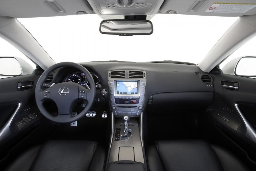  Lexus IS250 2005 года  (фото 12 из 141)